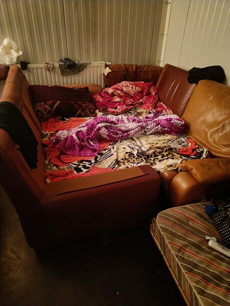 De huisvesting van seizoenarbeiders laat vaak te wensen over.