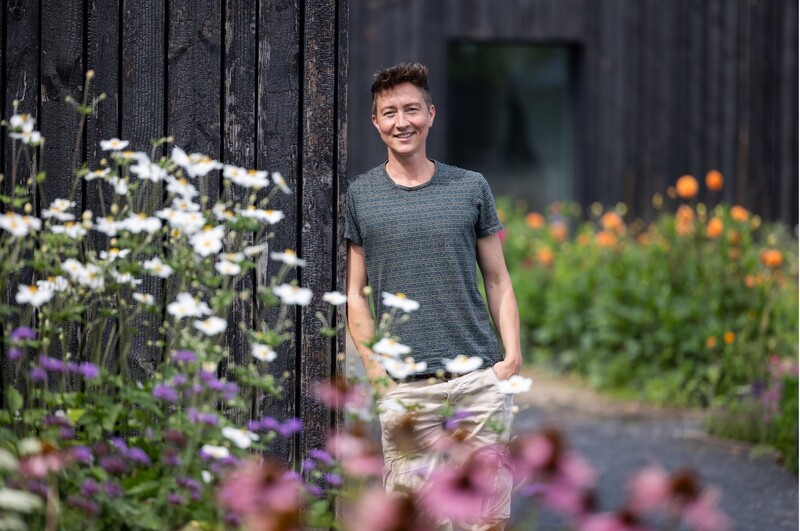 non-binair persoon dean vanalles