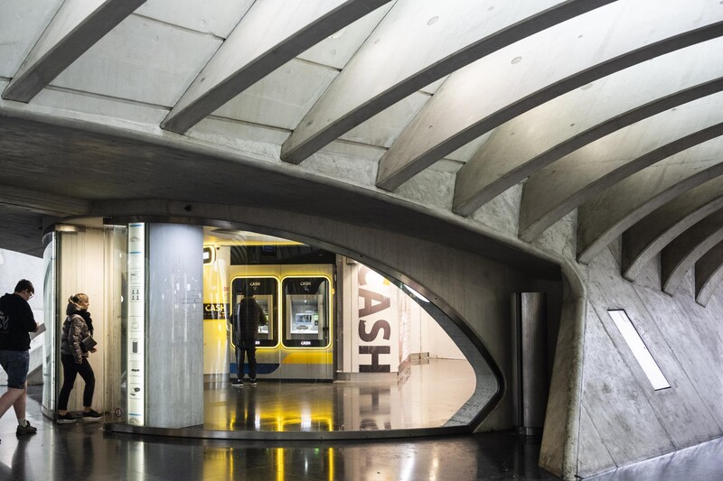 Bancontact in station Luik-Guillemins