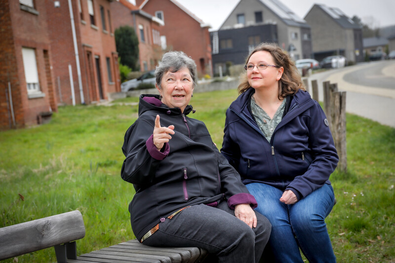 Vrijwilliger Annie en Kristien pakken de eenzaamheid in Aarschot aan.