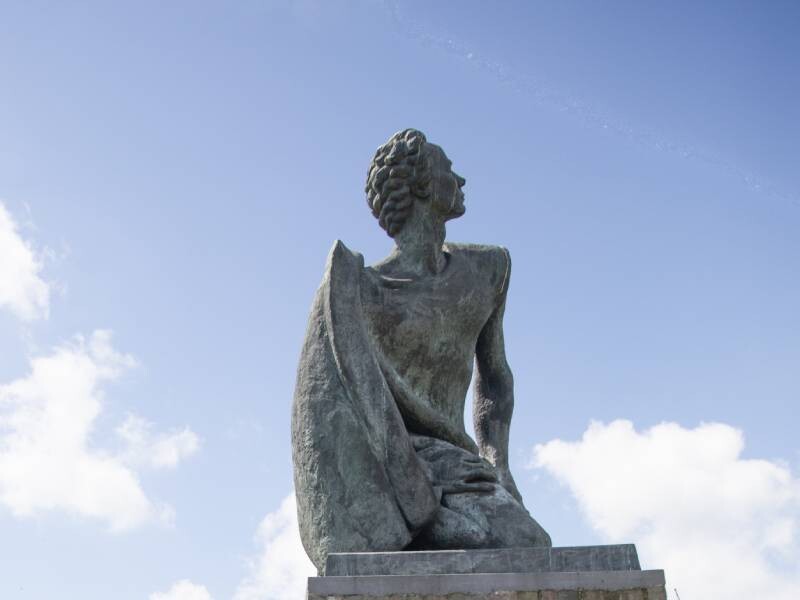 Beeld De Weerstander in Fort van Breendonck