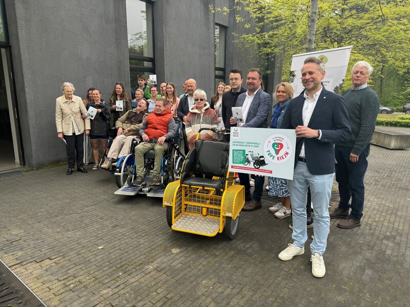 fietsdeelsysteem brugge ontlenen fietsen gehandicapten, mensen met beperking