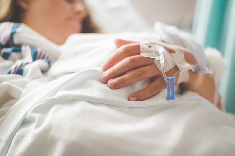 Persoon op ziektebed