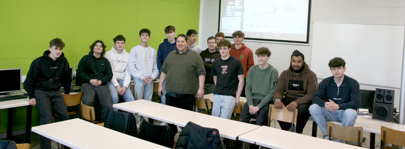 Met deze lessen bereidt jongACV leerlingen voor op het leven na de school.